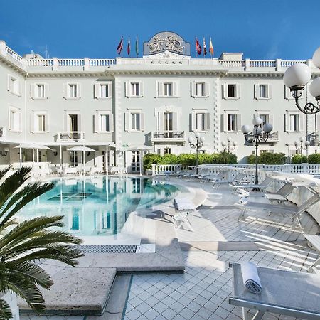 Grand Hotel Des Bains Riccione Esterno foto