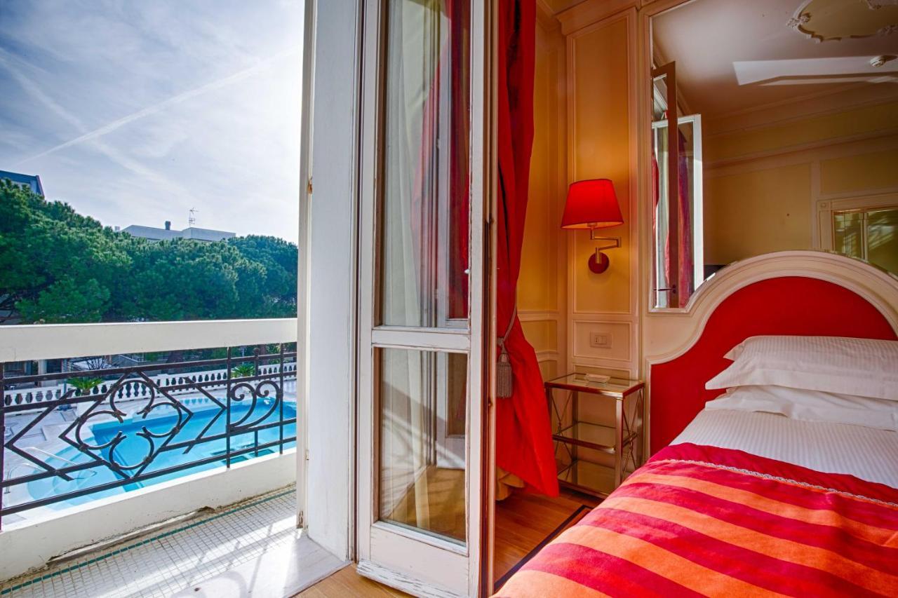 Grand Hotel Des Bains Riccione Esterno foto